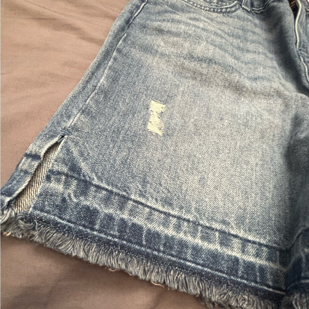 Children’s Placed Distressed Frayed Hem Girls Denim Shorts-Size 14 - Picture 2 of 6